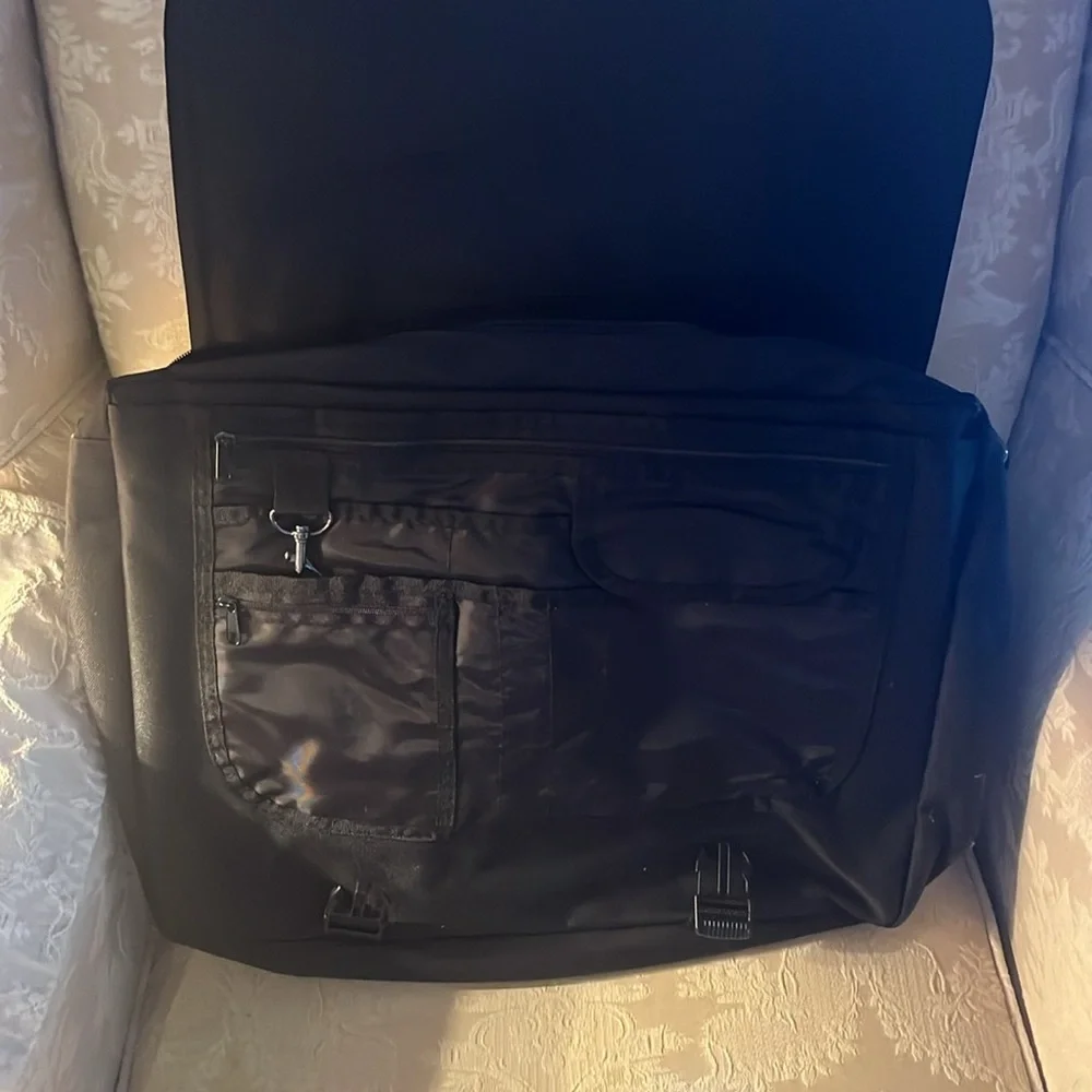 Black Messenger laptop Bag with crossbody strap